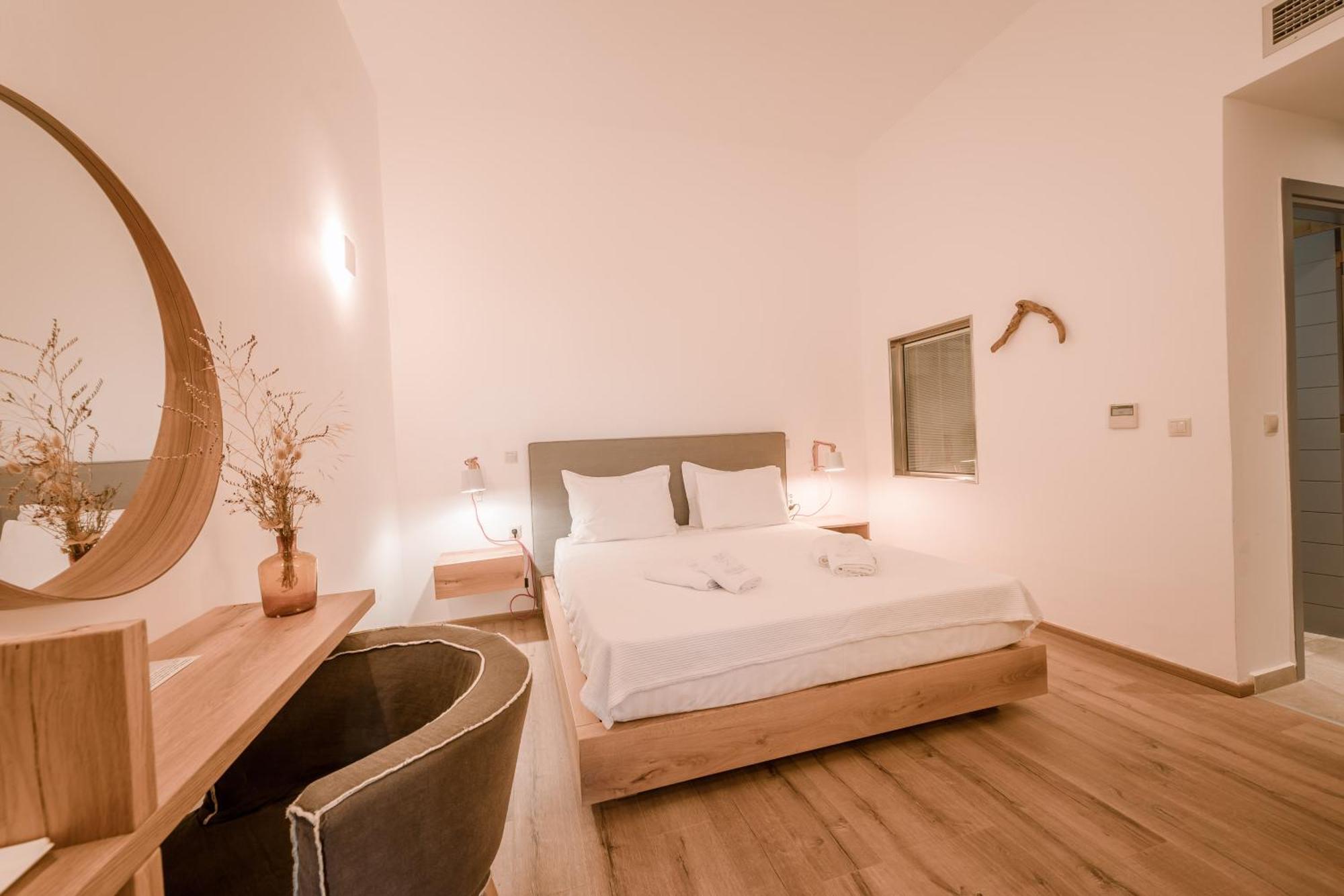 מלון Alika Resort 4*